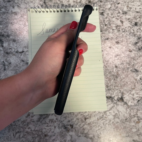 💯 authentic Louis Vuitton XS Max phone card case - Picture 6 of 12